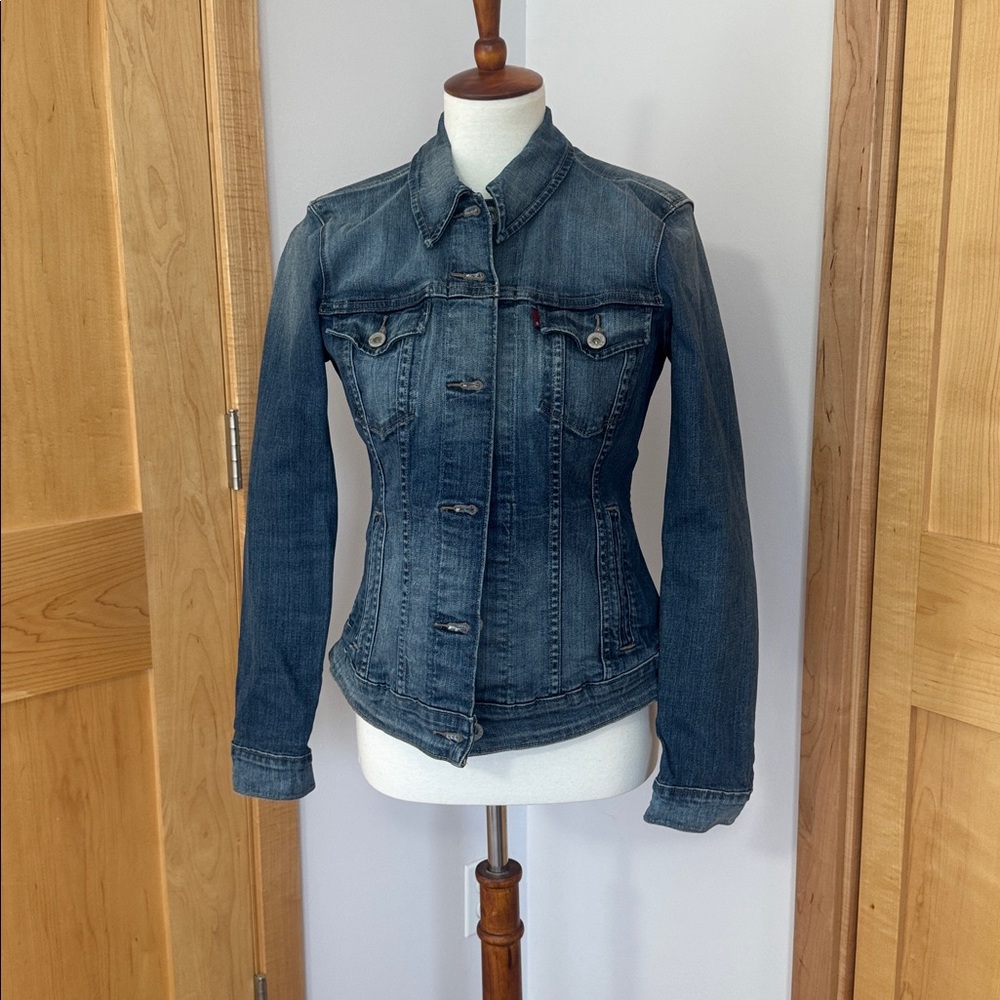 Levi's Dark Blue Denim Jean Jacket